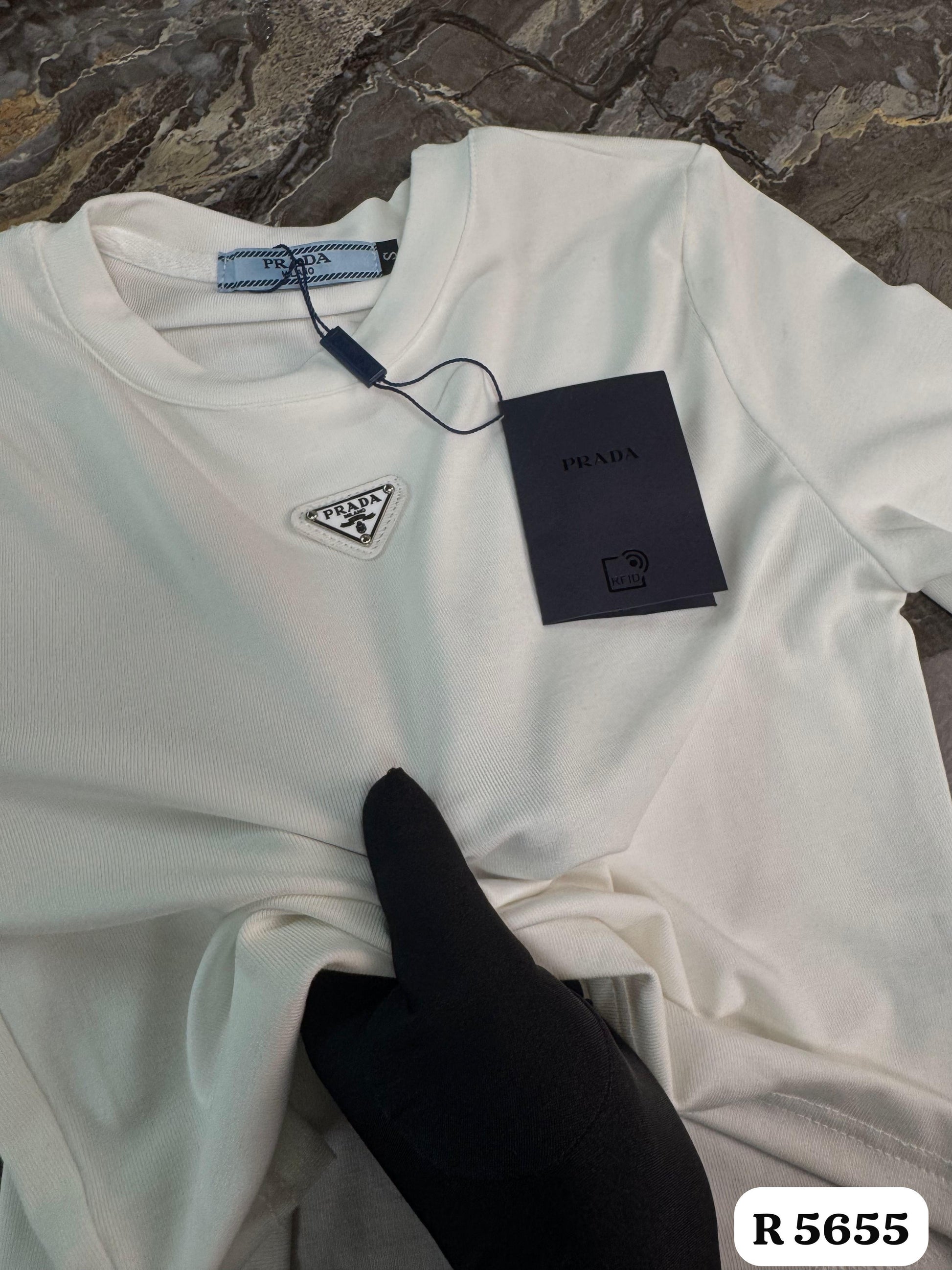 Camiseta cuello redondo