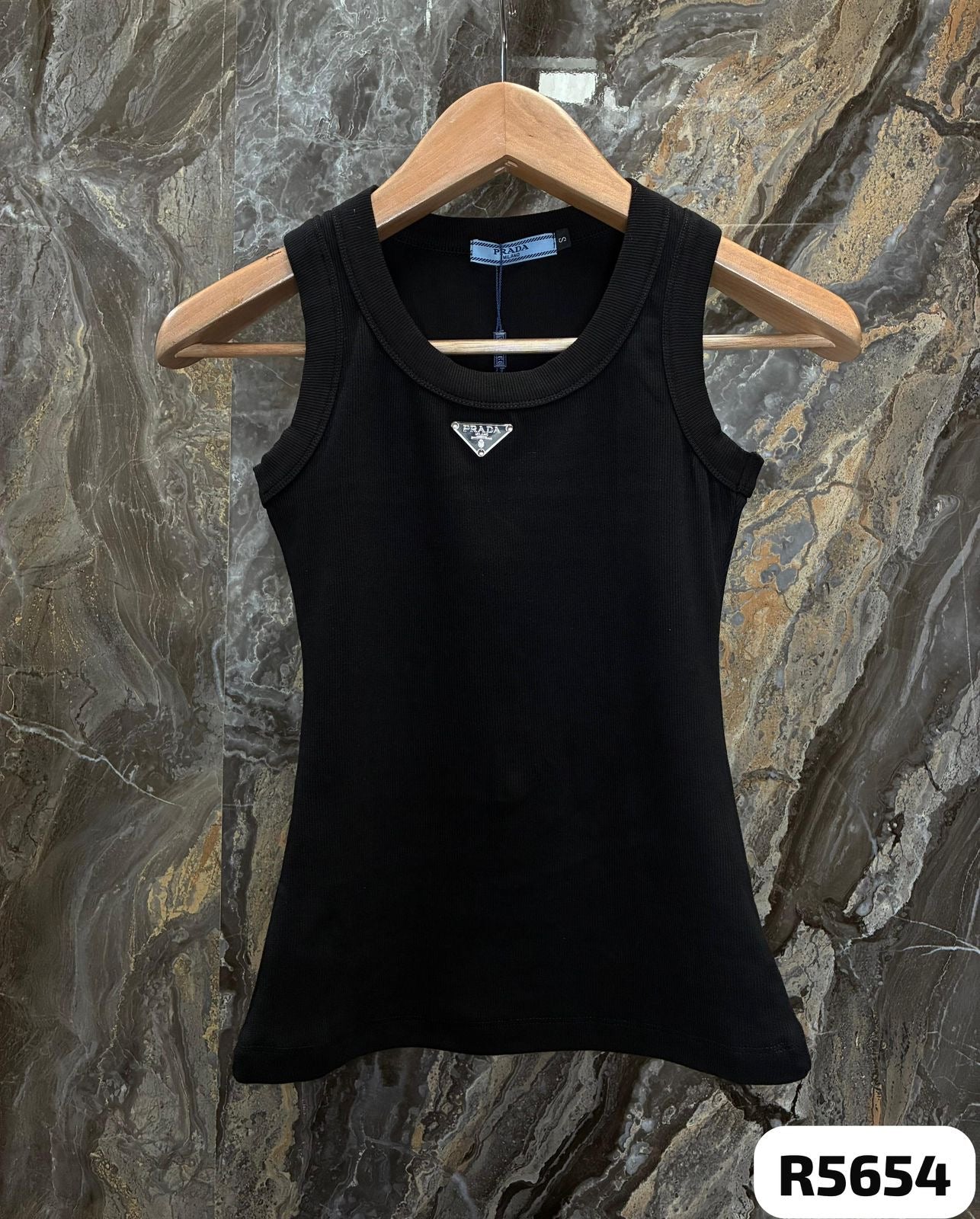 Camiseta cuello redondo