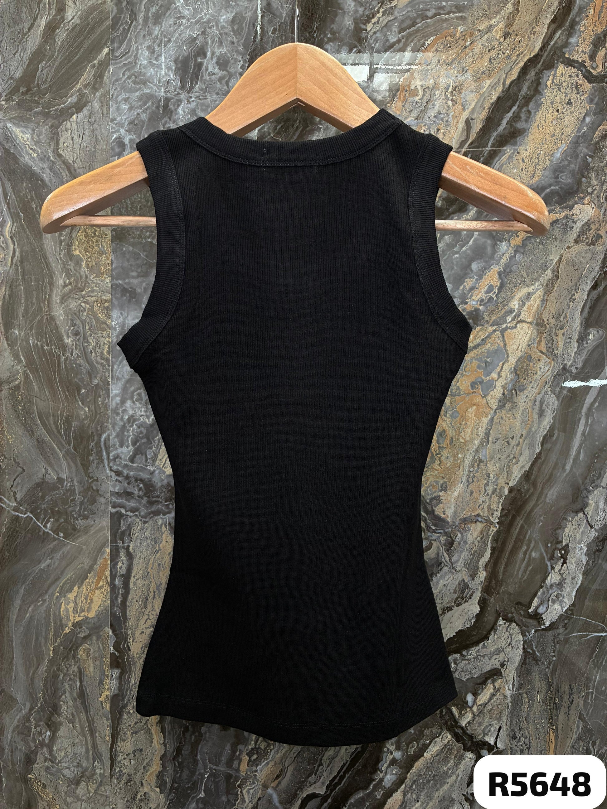 Camiseta cuello redondo