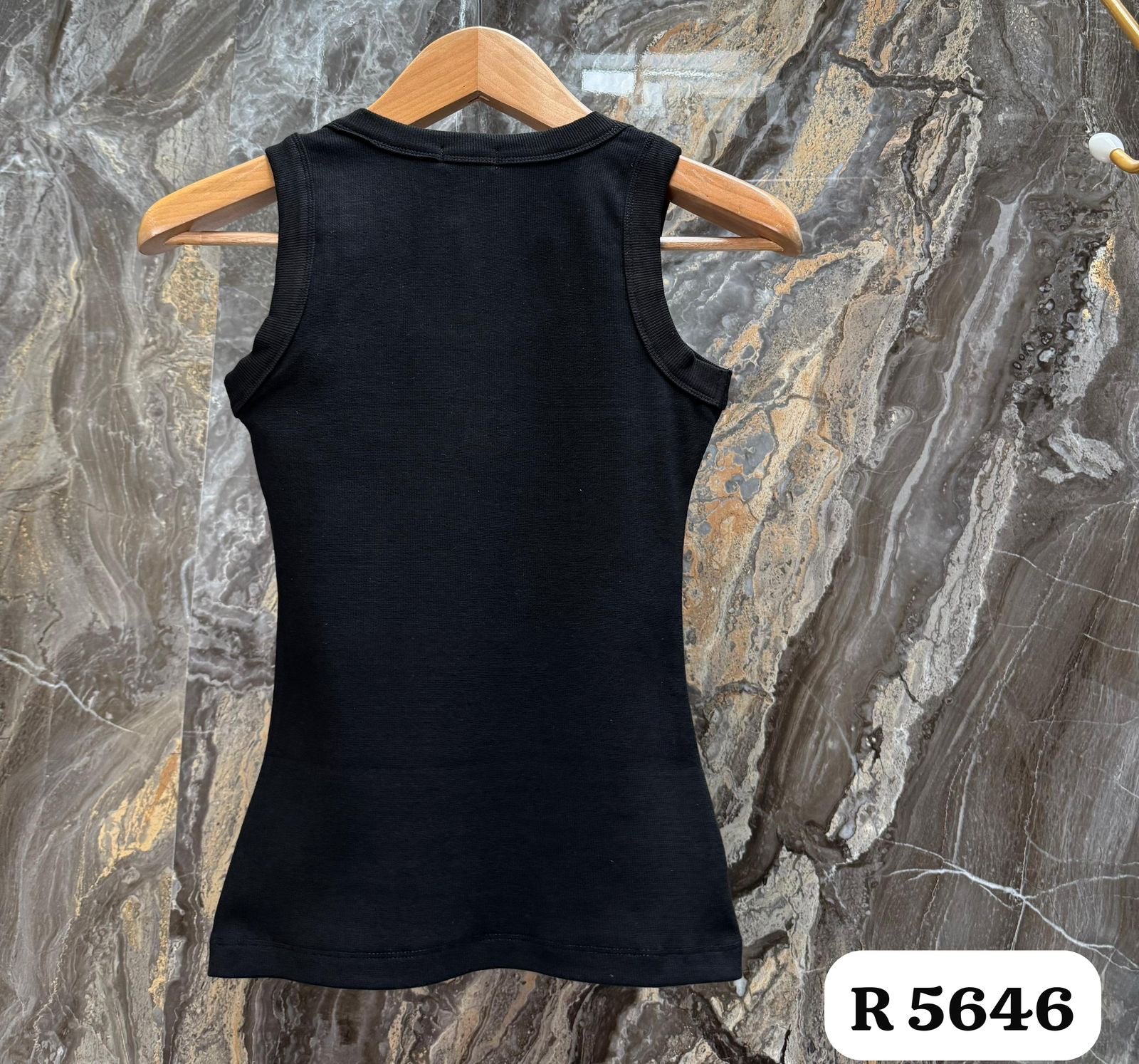Camiseta cuello redondo