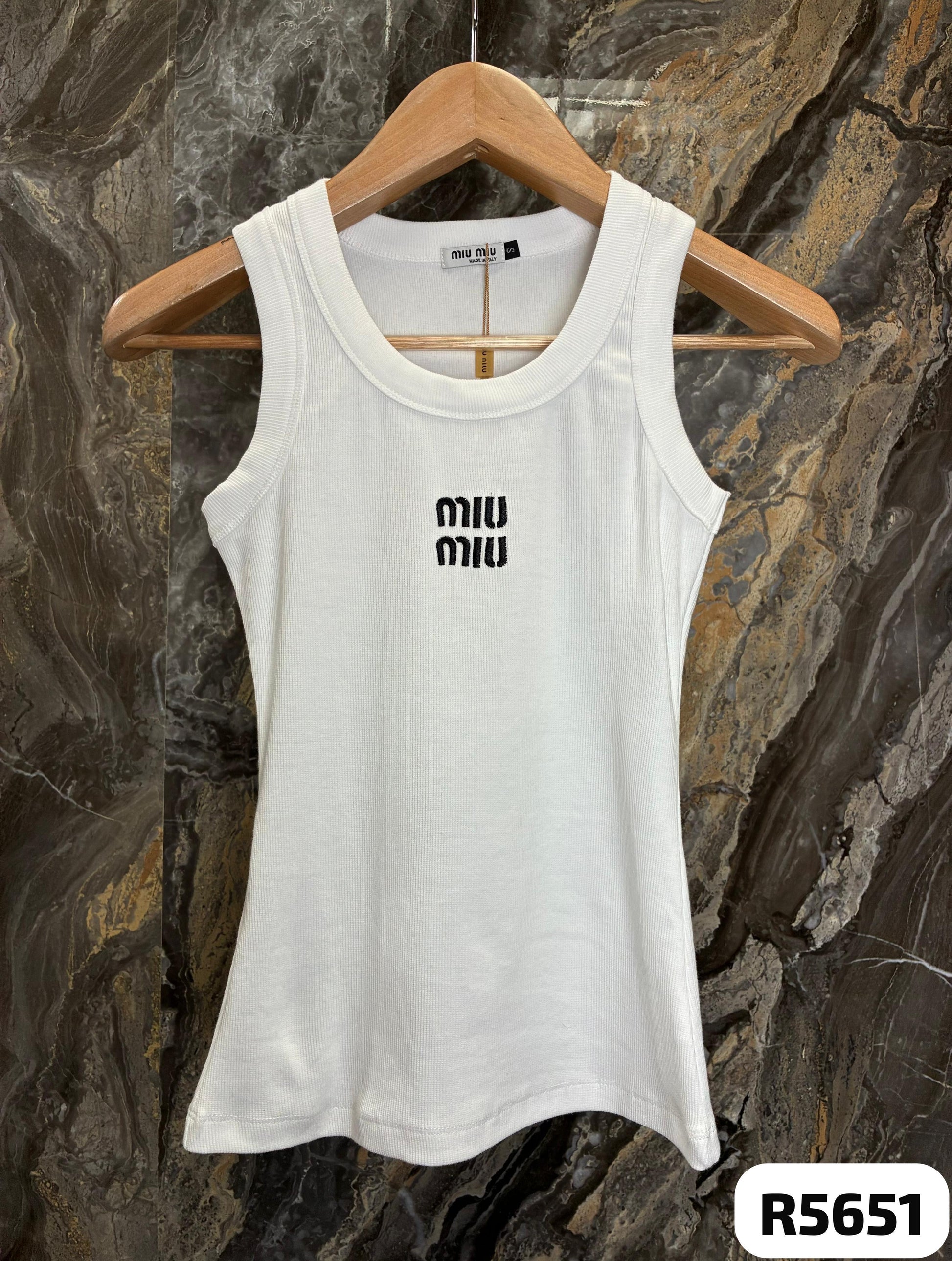 Camiseta cuello redondo